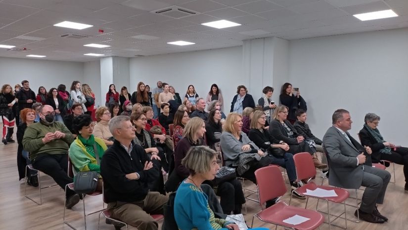 Νέο Διεπιστημονικό Εργαστήριο “Γλωσσολογία και Διδασκαλία της Γραμματικής”